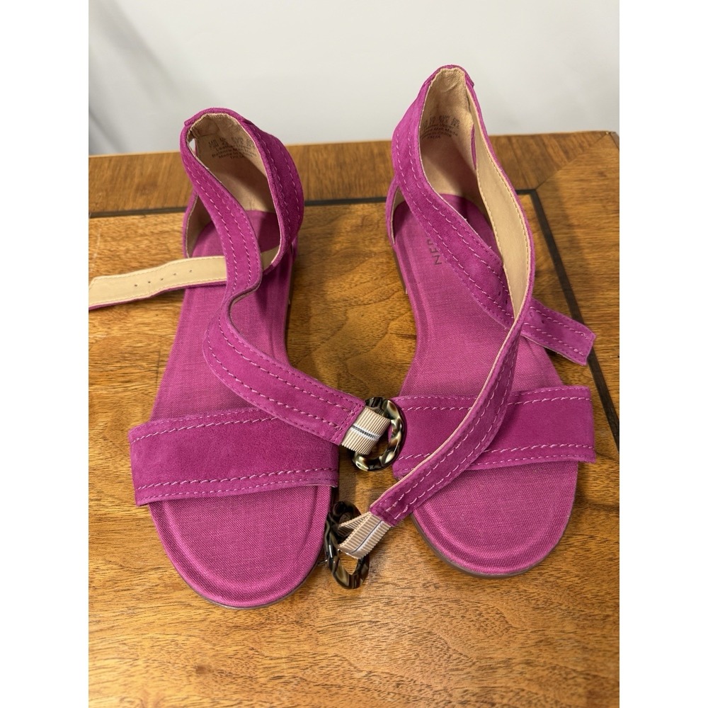 New NATURALIZER Women's 7.5 Talia Fuchsia Pink Suede Adjustable Padded‎ Sandals